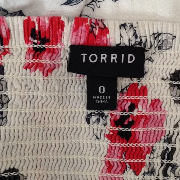 Torrid Women's Summer Floral Sleeveless Dress Vacation Fully Lined Ruffle Size 0 - Picture 7 of 8